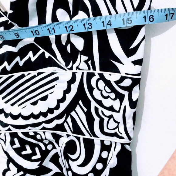 Women's Amanda Smith Sleeveless Black & White Back Zipper V-Neck Size 6 - Picture 13 of 15